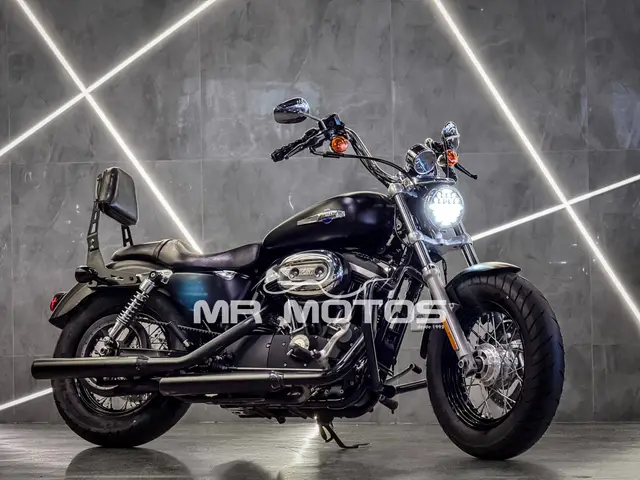Carro Harley-Davidson Sportster 1200 2014 XL 1200 CA