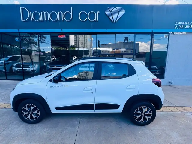 Carro Renault Kwid 2023 Outsider 1.0 12v SCe (Flex)
