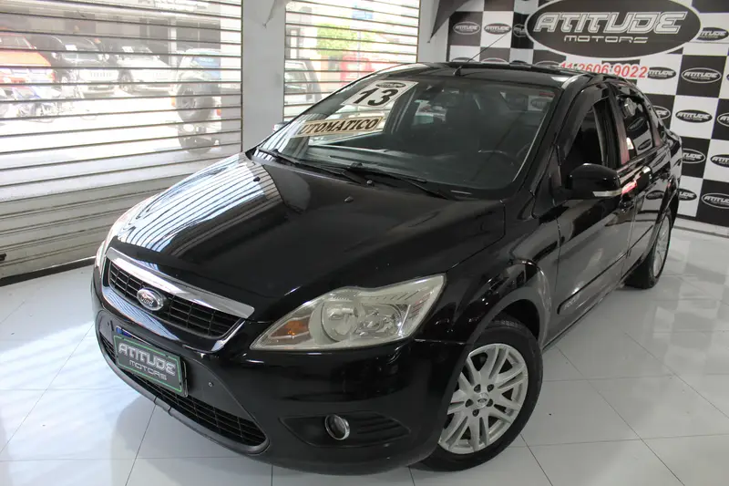 Ford Focus Sedan GLX 2.0 16V (Flex)