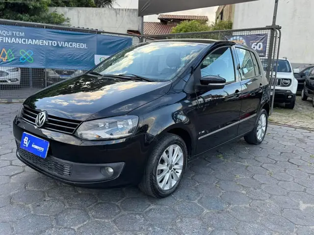 Carro Volkswagen Fox 2011 Prime 1.6 8V (Flex)