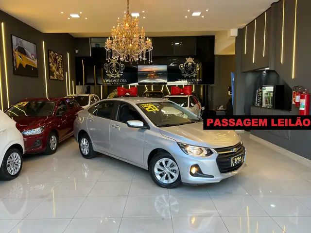 Carro Chevrolet Onix Plus 2020 1.0 LT Turbo (Flex)