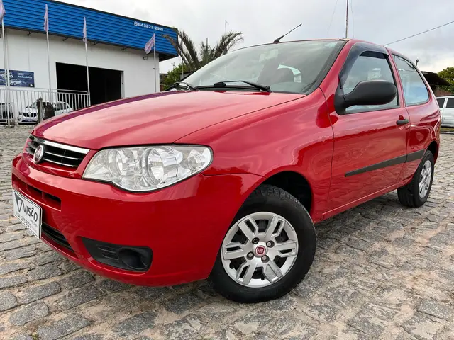 Carro Fiat Palio 2015 Celebration 1.0