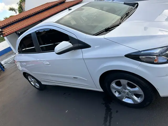 Carro Chevrolet Onix 2019 1.4 LT SPE/4