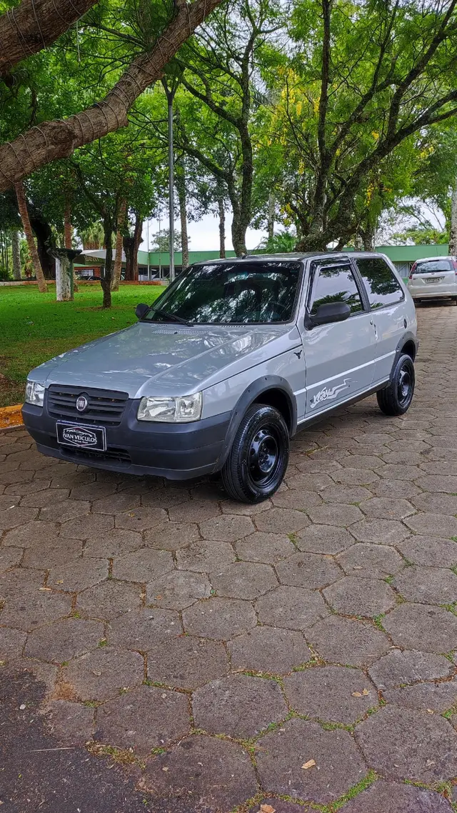 Carro Fiat Uno Mille 2013 Uno Mille WAY ECONOMY 1.0 F.Flex