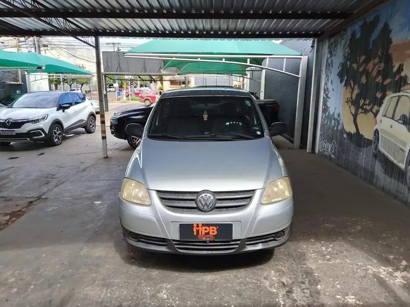 Volkswagen Fox 1.0 8V (Flex)