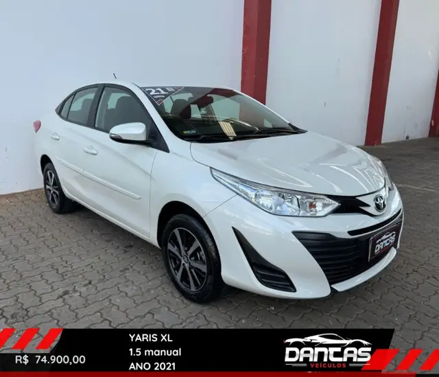 Carro Toyota Yaris Sedan 2021 1.5 XL Live (Flex)