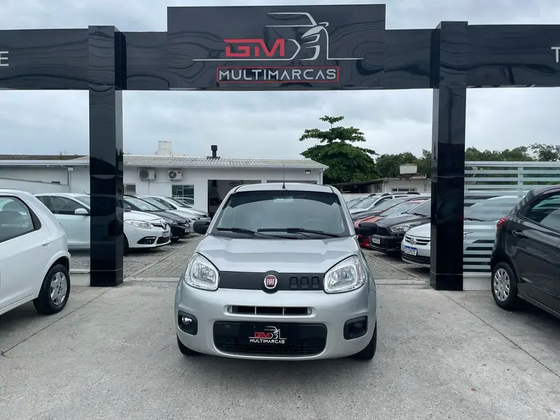 Fiat Uno Attractive 1.0 (Flex) 4p