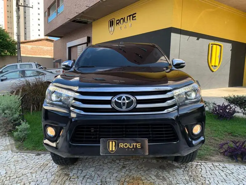 Toyota Hilux Cabine Dupla Hilux 2.8 TDI SRX CD 4x4 (Aut)