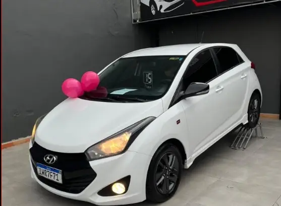 Carro Hyundai HB20 2015 1.0 Spicy (Flex)