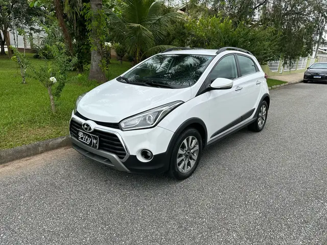 Carro Hyundai HB20X 2017 Premium 1.6 (Aut) (Flex)