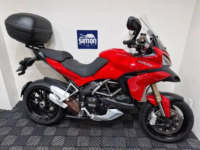 Carro Ducati Multistrada 2015 1200