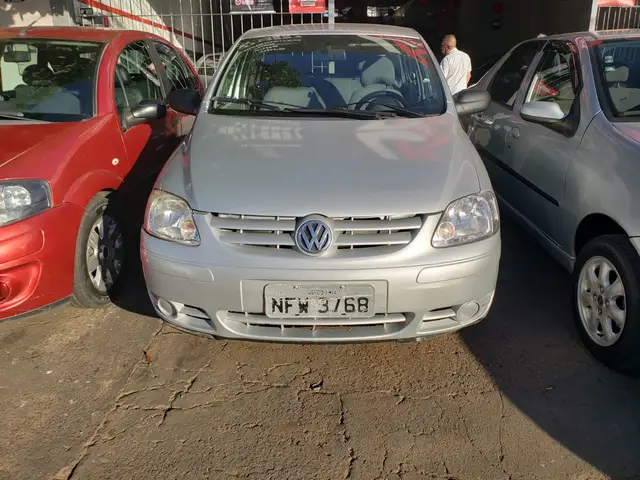 Carro Volkswagen Fox 2006 1.0 8V (Flex)