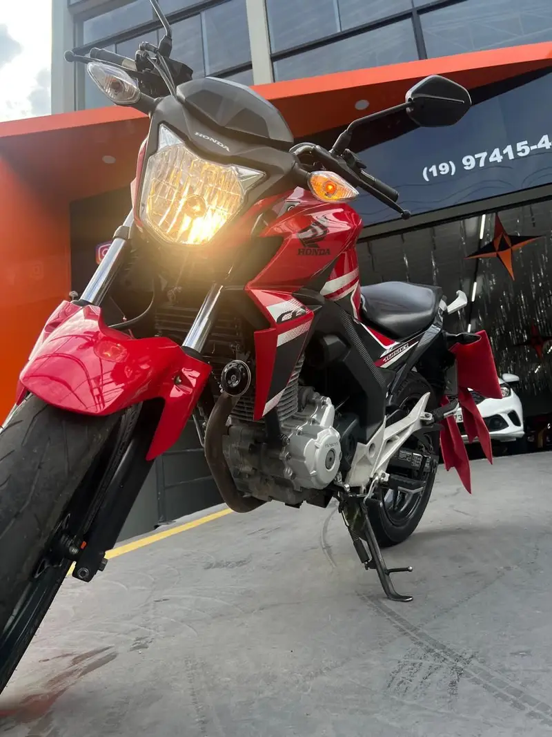 Honda CB 250F Twister (ABS)