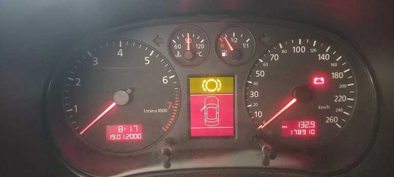 alt=