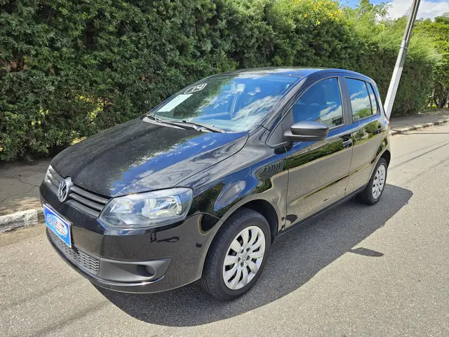 Carro Volkswagen Fox 2014 1.6 VHT (Flex)