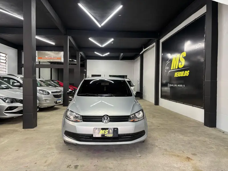 Volkswagen Voyage 1.6 VHT Trendline (Flex)