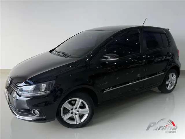 Carro Volkswagen Fox 2016 1.6 16v MSI Highline (Flex)