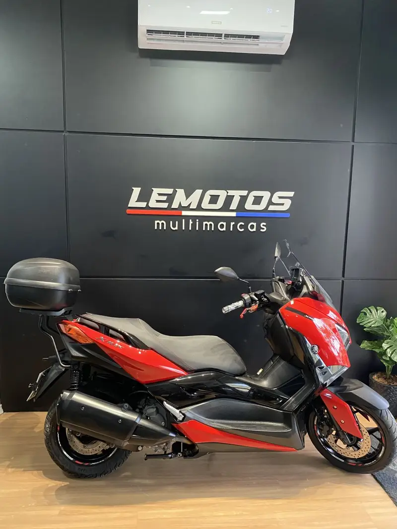 Yamaha XMax ABS