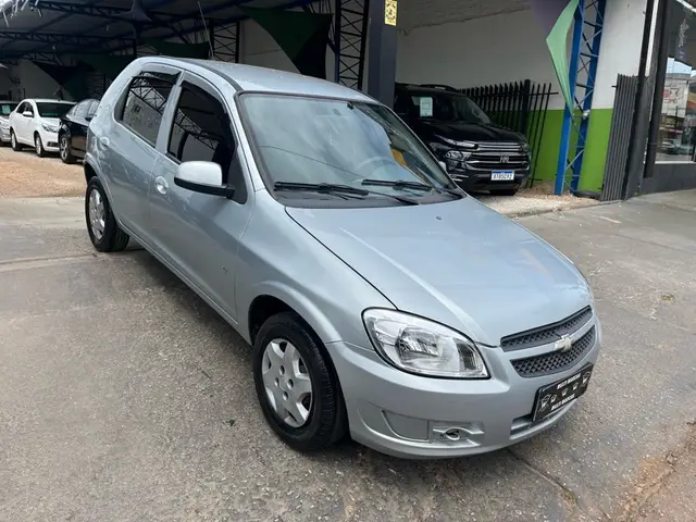 Carro Chevrolet Celta 2012 LT 1.0 (Flex)