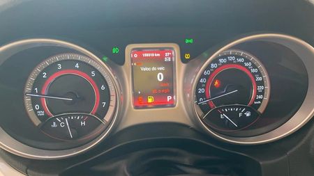 Freemont 2.4 16V Emotion (Aut)