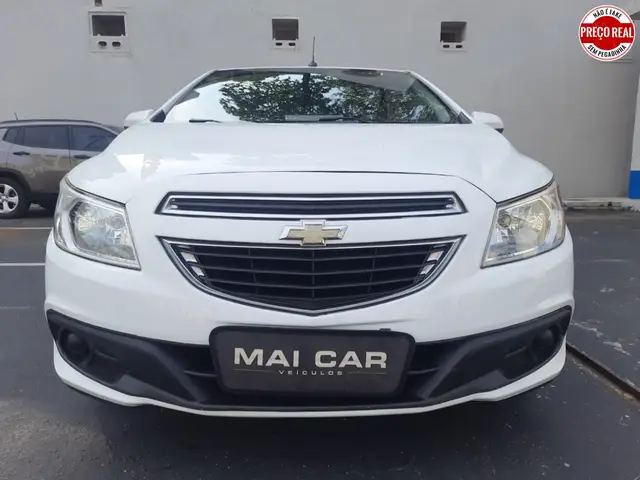 Carro Chevrolet Onix 2013 1.0 LT SPE/4
