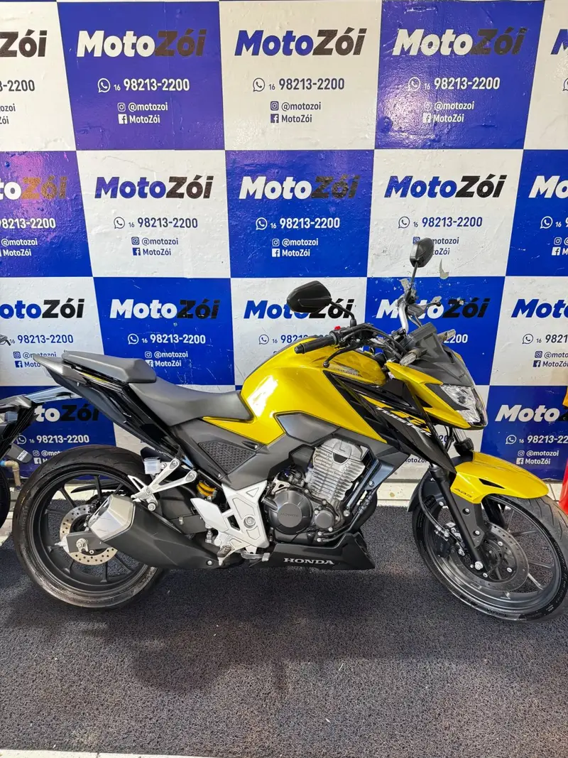 Honda CB 300F Twister (ABS)