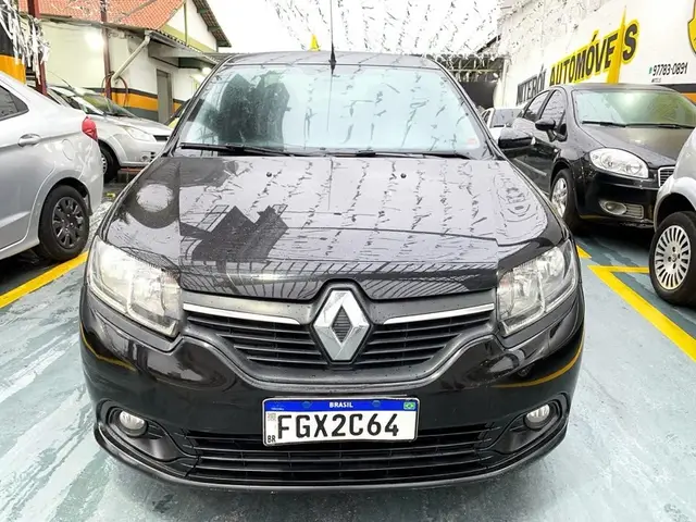 Carro Renault Logan 2015 Dynamique 1.6 8V