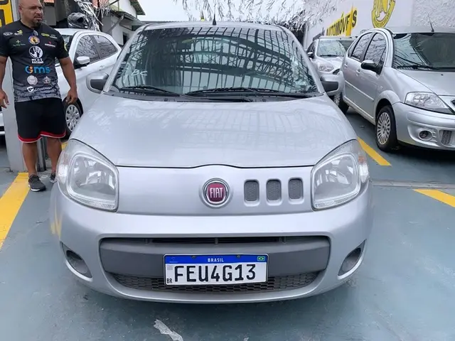Carro Fiat Uno 2015 Way 1.4 8V (Flex) 4p