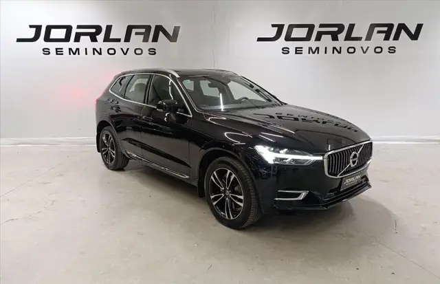 Carro Volvo XC60 2021 Momentum T8 2.0 Hybrid AWD (Aut)