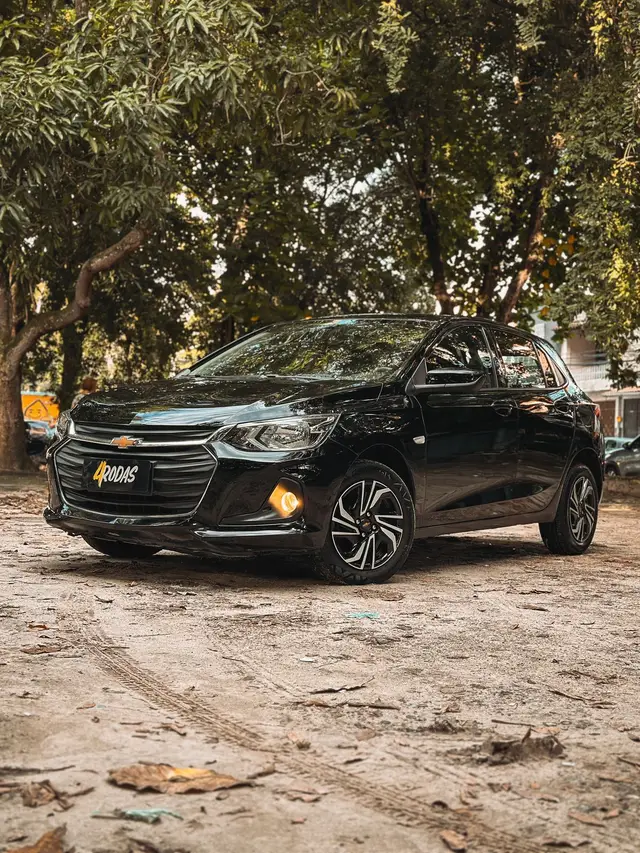 Carro Chevrolet Onix 2024 LT 1.0