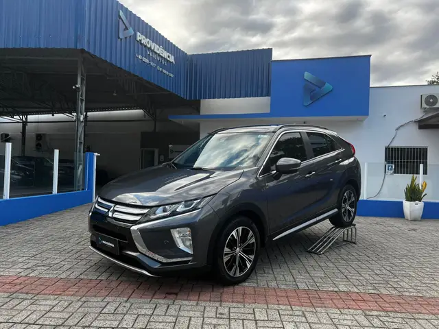 Carro Mitsubishi Eclipse Cross 2022 HPE-S Sport 1.5 16V Aut.