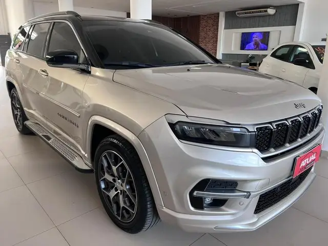 Carro Jeep Commander 2022 Overland T270 Flex (Aut)