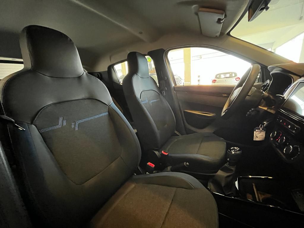 Kwid Intense 1.0