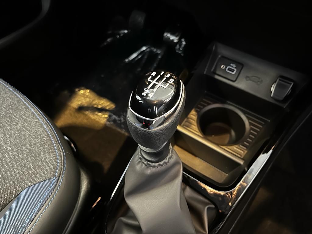 Kwid Intense 1.0
