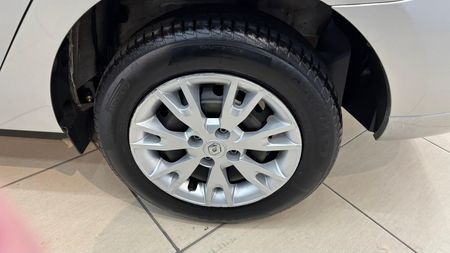 Logan Zen 1.0 12V SCe (Flex)