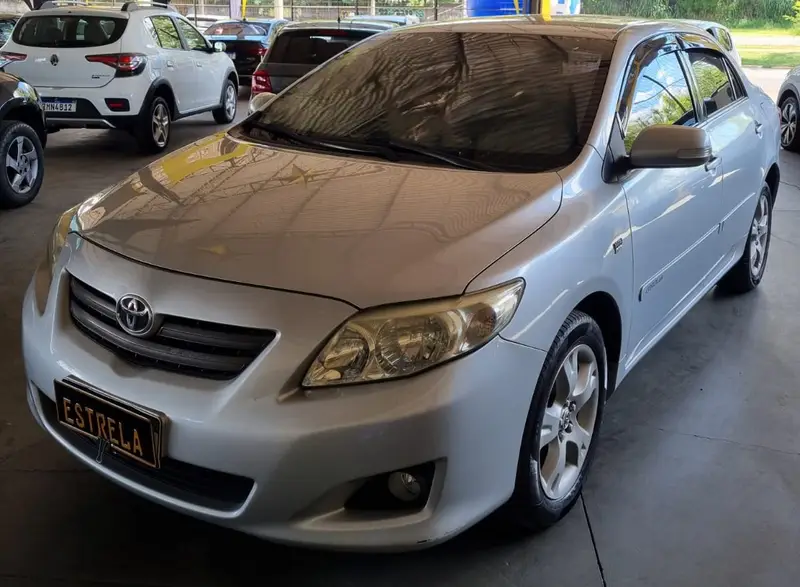 Toyota Corolla Sedan XEi 1.8 16V (flex)