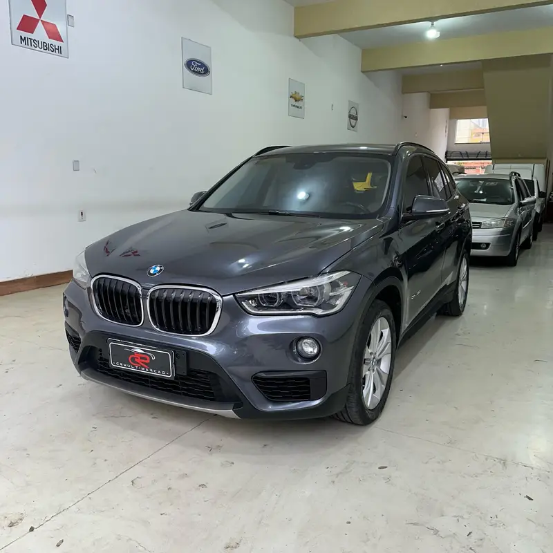 BMW X1 2.0 sDrive20i GP ActiveFlex