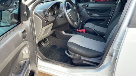 Fiesta Hatch 1.0 (Flex)