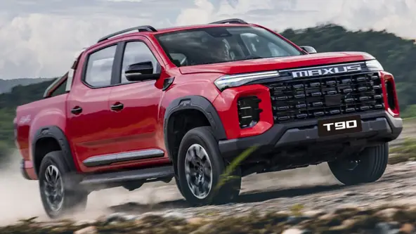 Maxus T90 chega ao país vizinho em versões turbodiesel e elétrica