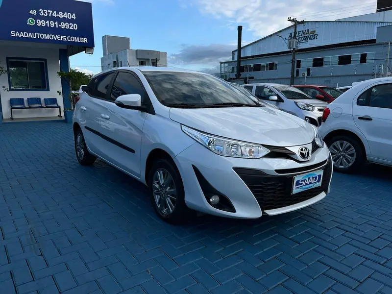 Toyota Yaris 1.5 XL Plus Connect CVT (Flex)