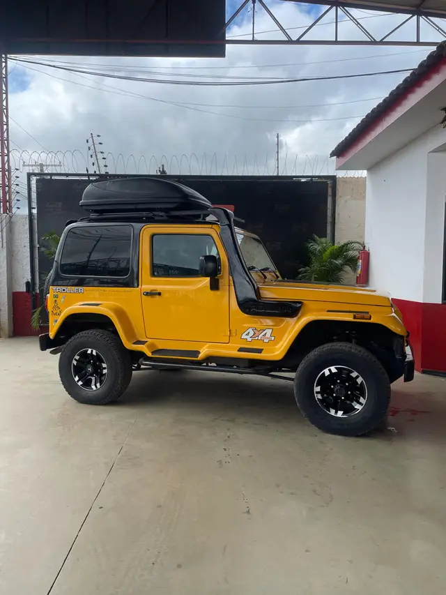 Carro Troller T4 2007 4x4 3.0 (teto lona)