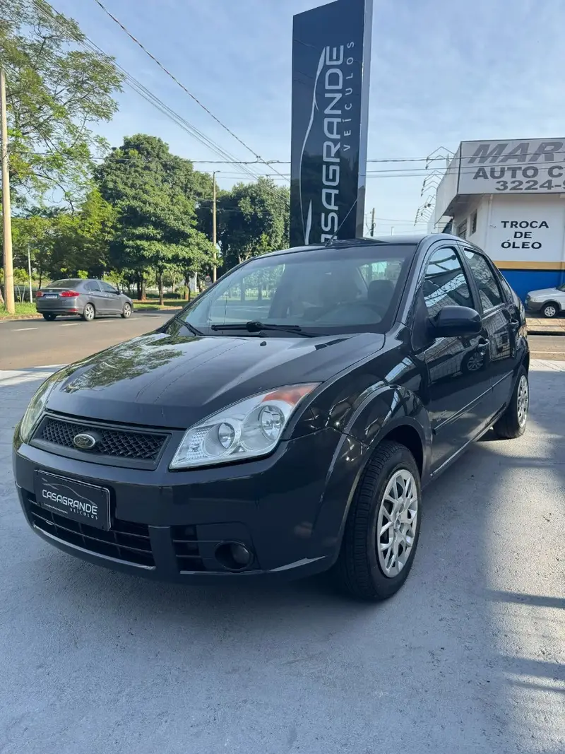 Ford Fiesta Sedan 1.6 (Flex)