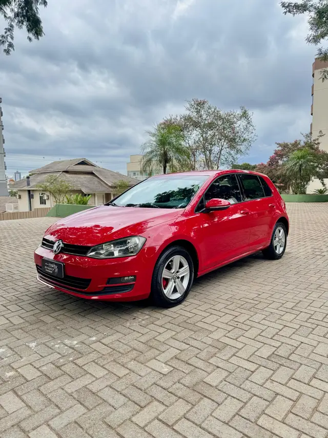Carro Volkswagen Golf 2014 Comfortline 1.4 TSi