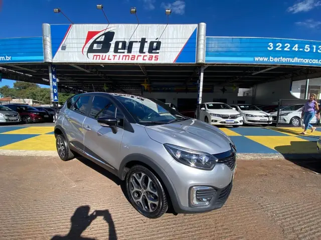 Carro Renault Captur 2020 Intense 1.6 16v SCe CVT (Flex)
