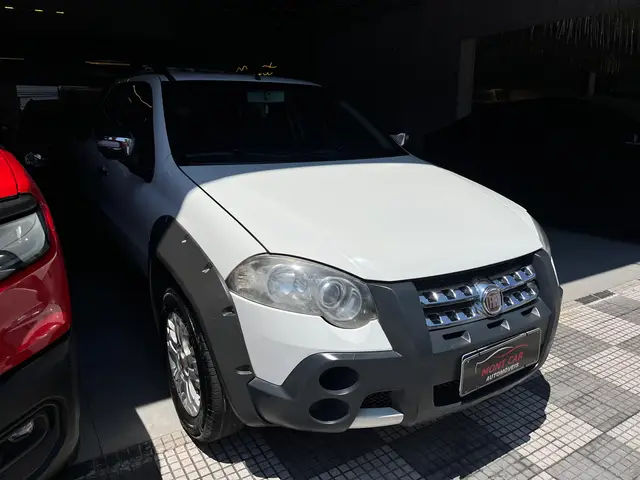 Carro Fiat Strada 2012 Adventure 1.8 16V (Flex) (Cabine Dupla)
