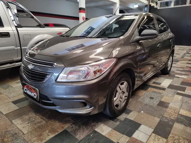 Carro Chevrolet Onix 2015 1.0 LT SPE/4