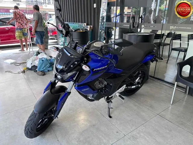 Moto Yamaha Fazer FZ15 2024 ABS