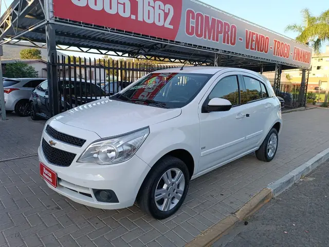 Carro Chevrolet Agile 2011 LTZ 1.4 8V (Flex)