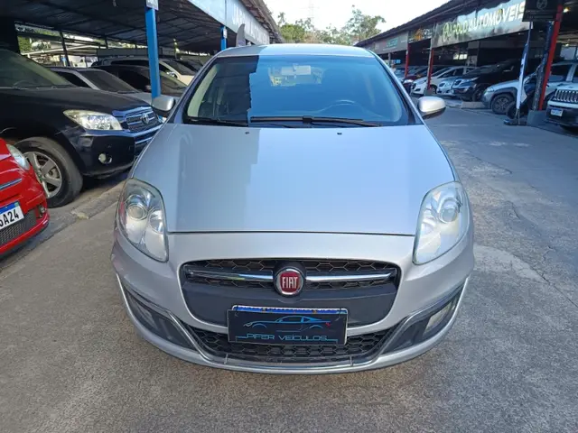 Carro Fiat Bravo 2016 Essence 1.8 16V (Flex)