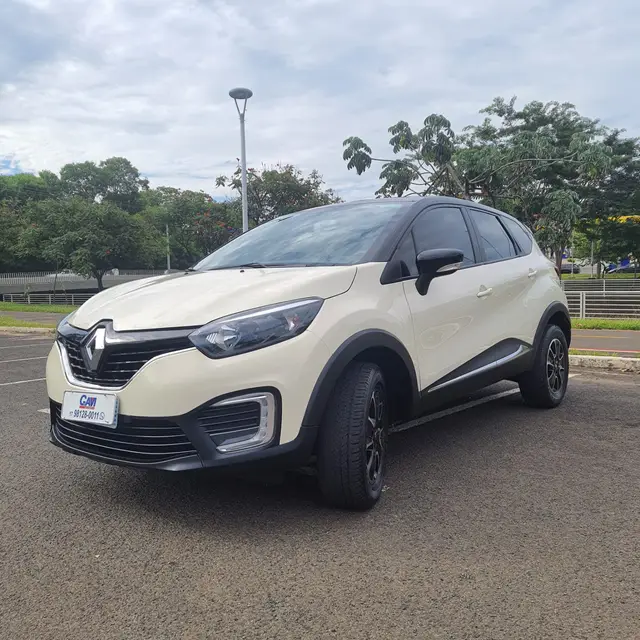 Carro Renault Captur 2019 Life 1.6 16v SCe CVT (Flex)